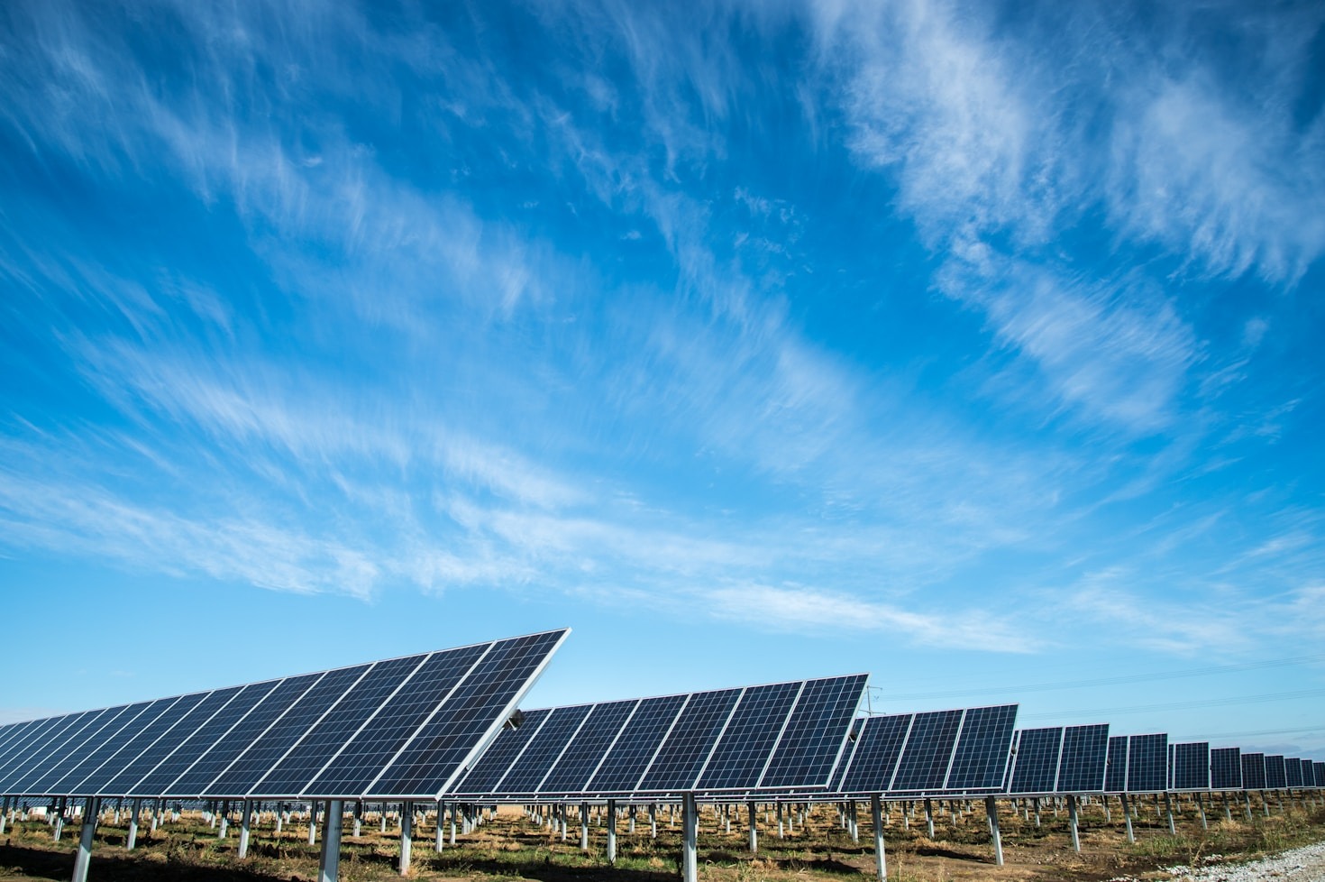 Por que Investir em Energia Solar Residencial com AGM?